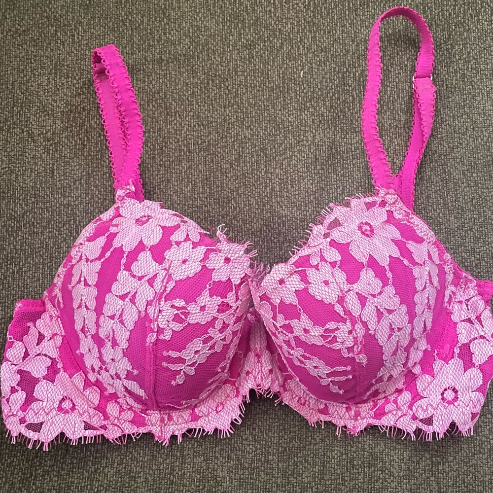 Victoria’s Secret bra